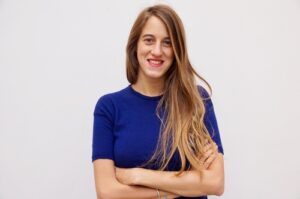 Portrait de Sarah Bloch, Responsable du programme d'accompagnement des non recrutés